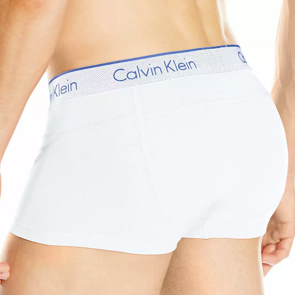 Calvin Klein NB1005-001 Low Rise Trunk 2 Calvin Klein NB1005-001 Low Rise Trunk