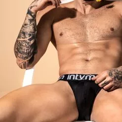 What's New Intymen INJ079 Peace Brief